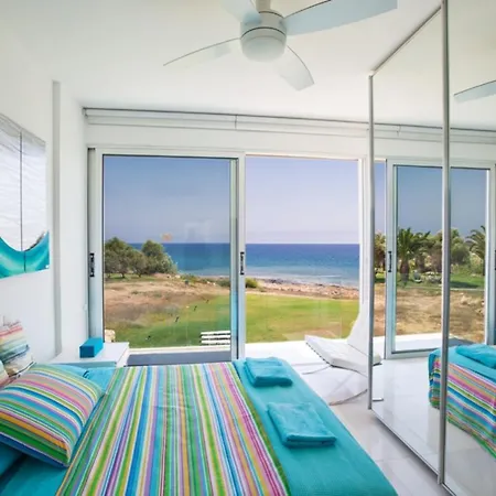 Picture This, Enjoying Your Holiday In A Luxury 5 Star Villa In Paralimni, For Less Than A Hotel, Paralimni Villa 1310 빌라