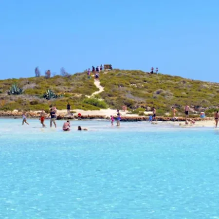 빌라 Picture This, Enjoying Your Holiday In A Luxury 5 Star Villa In Paralimni, For Less Than A Hotel, Paralimni Villa 1310 *