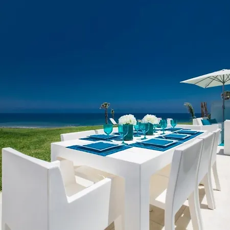 Picture This, Enjoying Your Holiday In A Luxury 5 Star Villa In Paralimni, For Less Than A Hotel, Paralimni Villa 1310 빌라 *