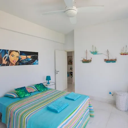 Picture This, Enjoying Your Holiday In A Luxury 5 Star Villa In Paralimni, For Less Than A Hotel, Paralimni Villa 1310 Βίλα *