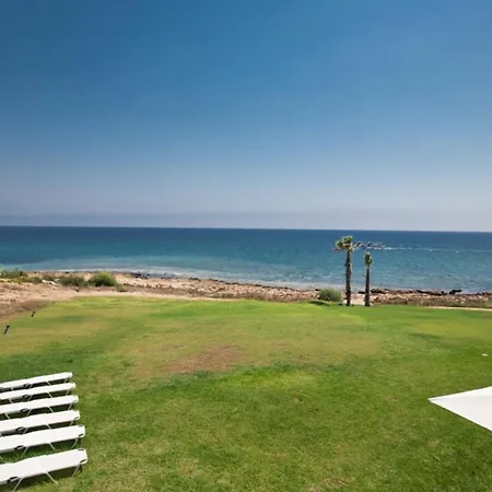 Βίλα Picture This, Enjoying Your Holiday In A Luxury 5 Star Villa In Paralimni, For Less Than A Hotel, Paralimni Villa 1310 *